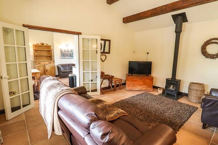 Cottage for 2 people, with garden and hot tub in The Cotswolds