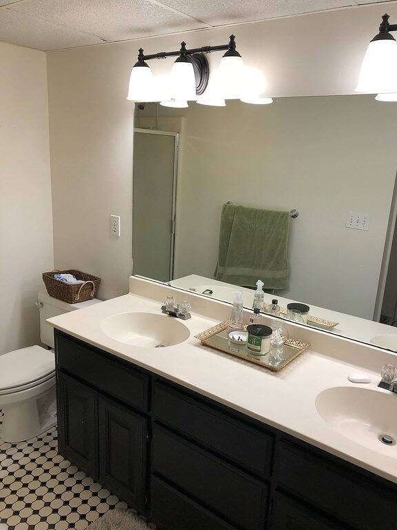 Vacation rental for 8 people, with yard and terrace in Fayetteville