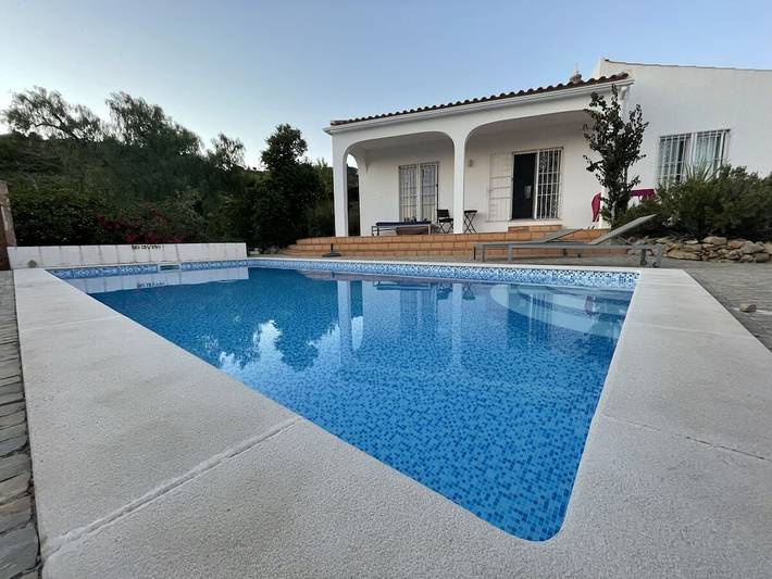 Location de vacances pour 4 personnes, avec terrasse dans Estoi - 4
