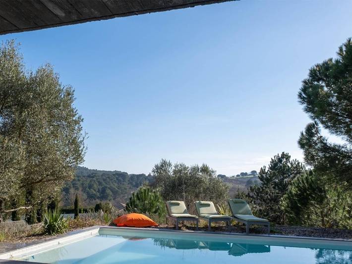 Location de vacances pour 7 personnes, avec vue ainsi que jardin et piscine dans Montlegun - 3