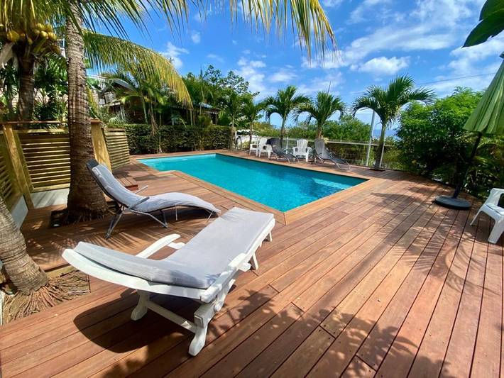 Gîte pour 4 personnes, avec terrasse ainsi que piscine et jardin à Saint-Leu - 3