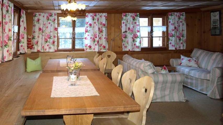 Chalet für 16 Personen, mit Whirlpool und Sauna sowie Terrasse und Garten in Schröcken - 3