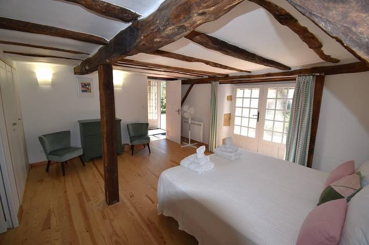 Location de vacances pour 8 personnes, avec Terrasse et Jardin à Saint-Laurent-la-Vallée - 4