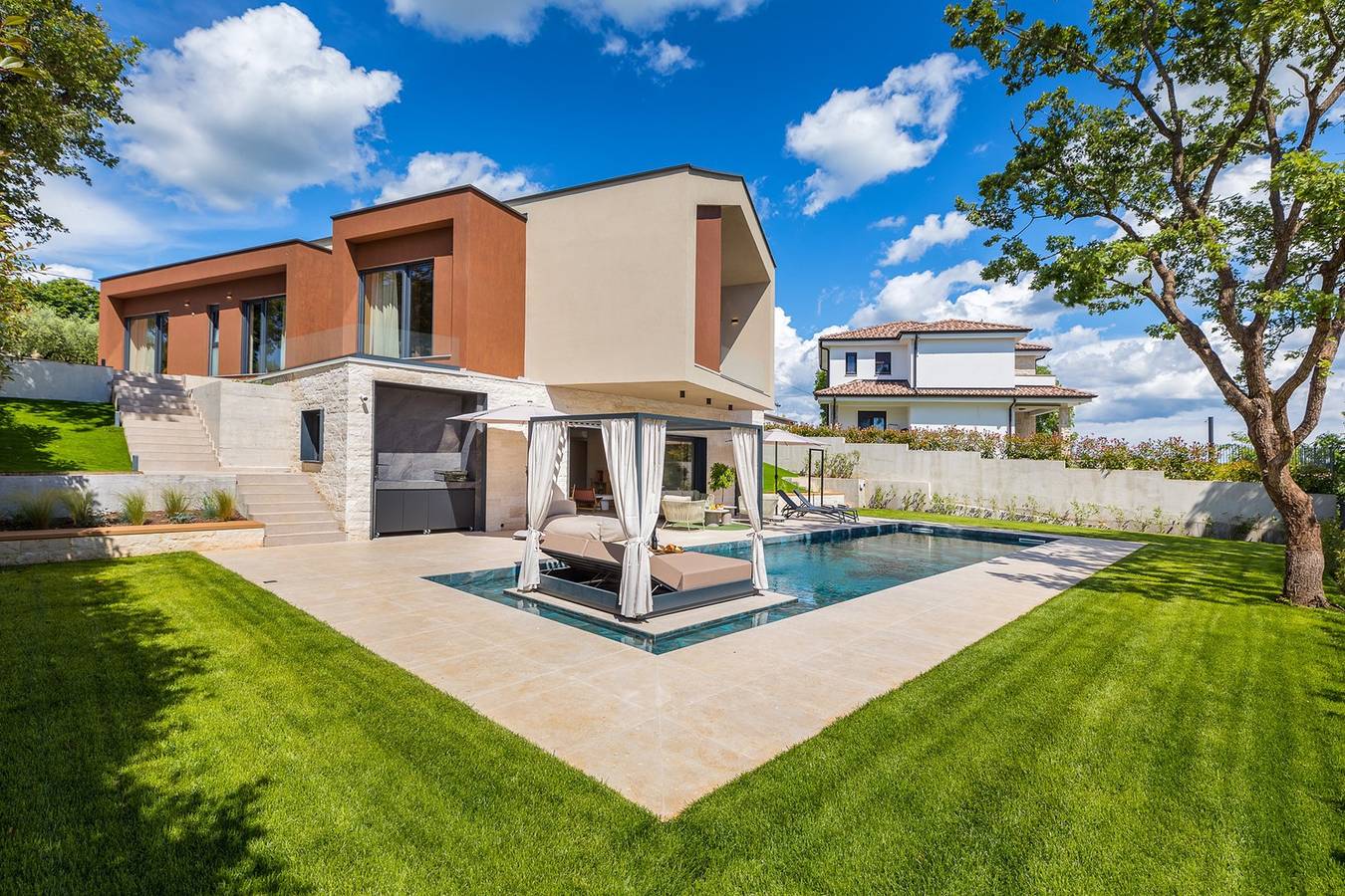 Villa Mol - Eine atemberaubende moderne Villa mit großem privatem Pool, Whirlpool und Sauna, nur eine kurze Fahrt vom Meer entfernt in Baderna, Zentralistrien