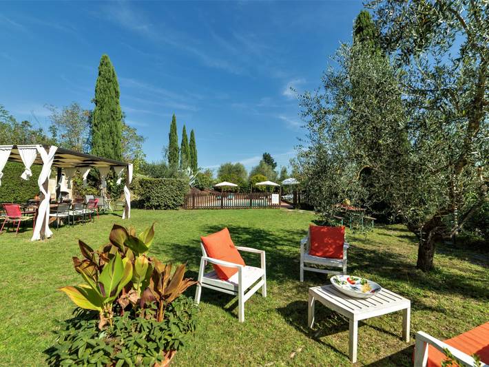 Location de vacances pour 10 personnes, avec terrasse ainsi que jardin et vue, animaux acceptés à San Gimignano - 4