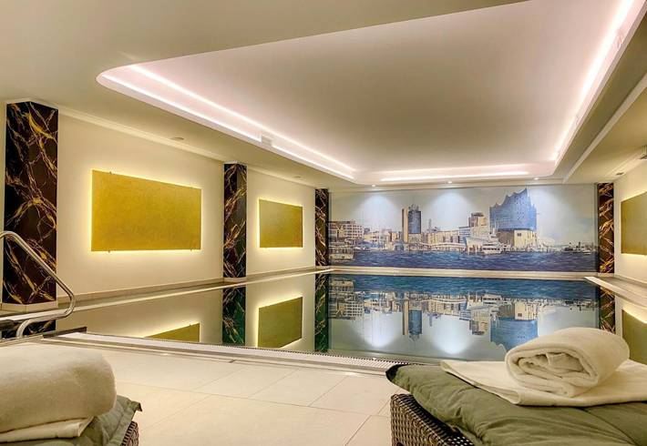 Hotel für 4 Personen, mit Terrasse und Pool sowie Sauna in Hamburg-Nord - 2