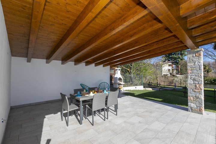 Villa für 6 Personen, mit Balkon und Seeblick sowie Pool, kinderfreundlich in Lago Maggiore (Lombardei) - 3