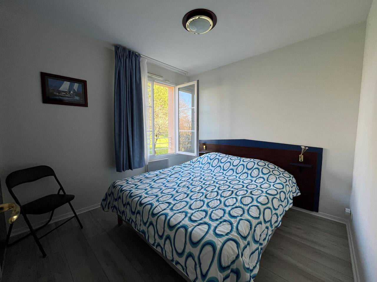 Apartamento entero, Encantador T2 con Piscina Común y Wifi a 200m de los Baños in La Roche-Posay, Vienne