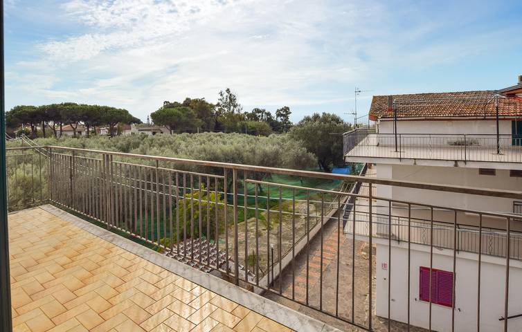 Ganze Ferienwohnung, Apartment mit Meerblick, Parkplatz und WLAN, 900 m vom Strand entfernt in Casal Velino, Cilento Coast
