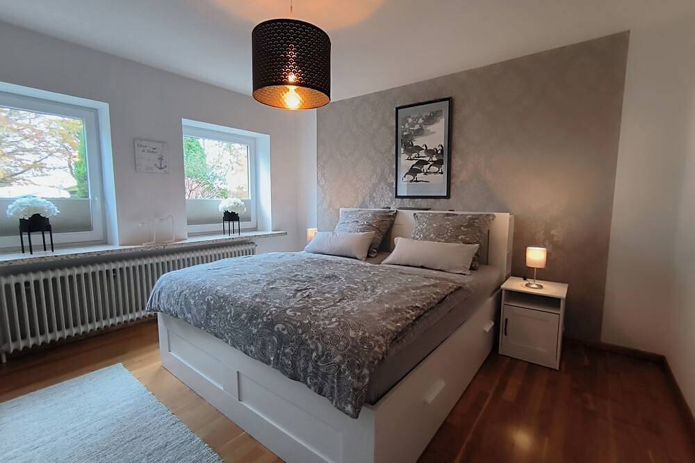Ganze Wohnung, Fewo zwischen den Meeren: schöne Fewo mit Garten - Ferienwohnung zwischen den in Dörpstedt, Eider-Treene-Sorge