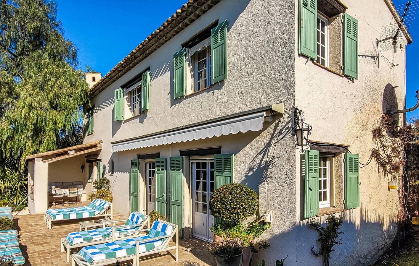 Reizende 2-Zimmer-Wohnung mit Pool, in der Nähe von Restaurants und dem Fluss in Saint-Paul-de-Vence, Cannes und Umgebung