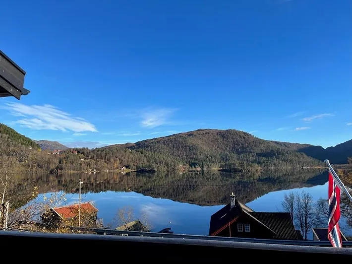 Ferienhaus für 6 Personen, mit Ausblick und Seeblick sowie Garten - 1