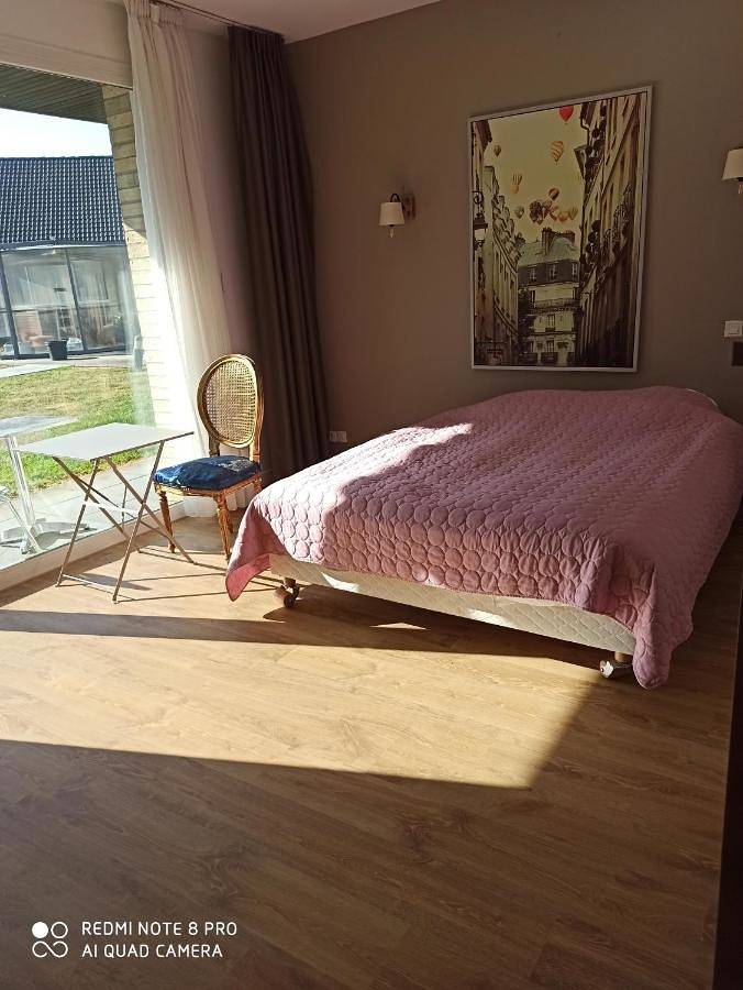Hôtel pour 2 personnes, avec Balcon et Terrasse ainsi que Jardin et Vue à Bailleul