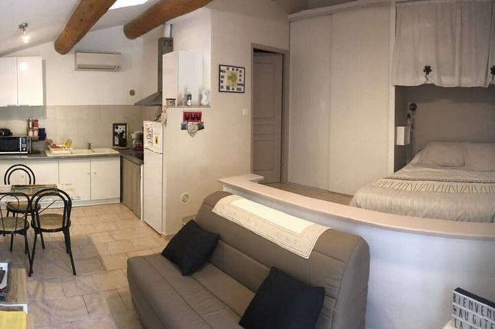 Location de vacances pour 4 personnes, avec Jardin et Piscine à Saint-Maurice-de-Cazevieille