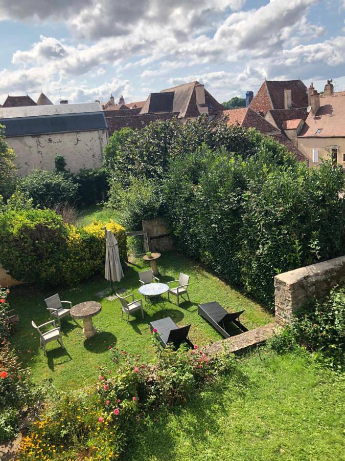Hôtel des Cymaises in Semur-en-Auxois, Région de Montbard