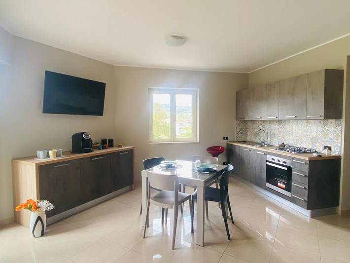 Gîte pour 4 personnes, avec balcon et vue à Atina - 4