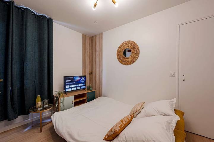 Ganze Wohnung, Les Maisons Acajou / Charming T2 equipped with Spicy Nature in Châtellerault, Vienne