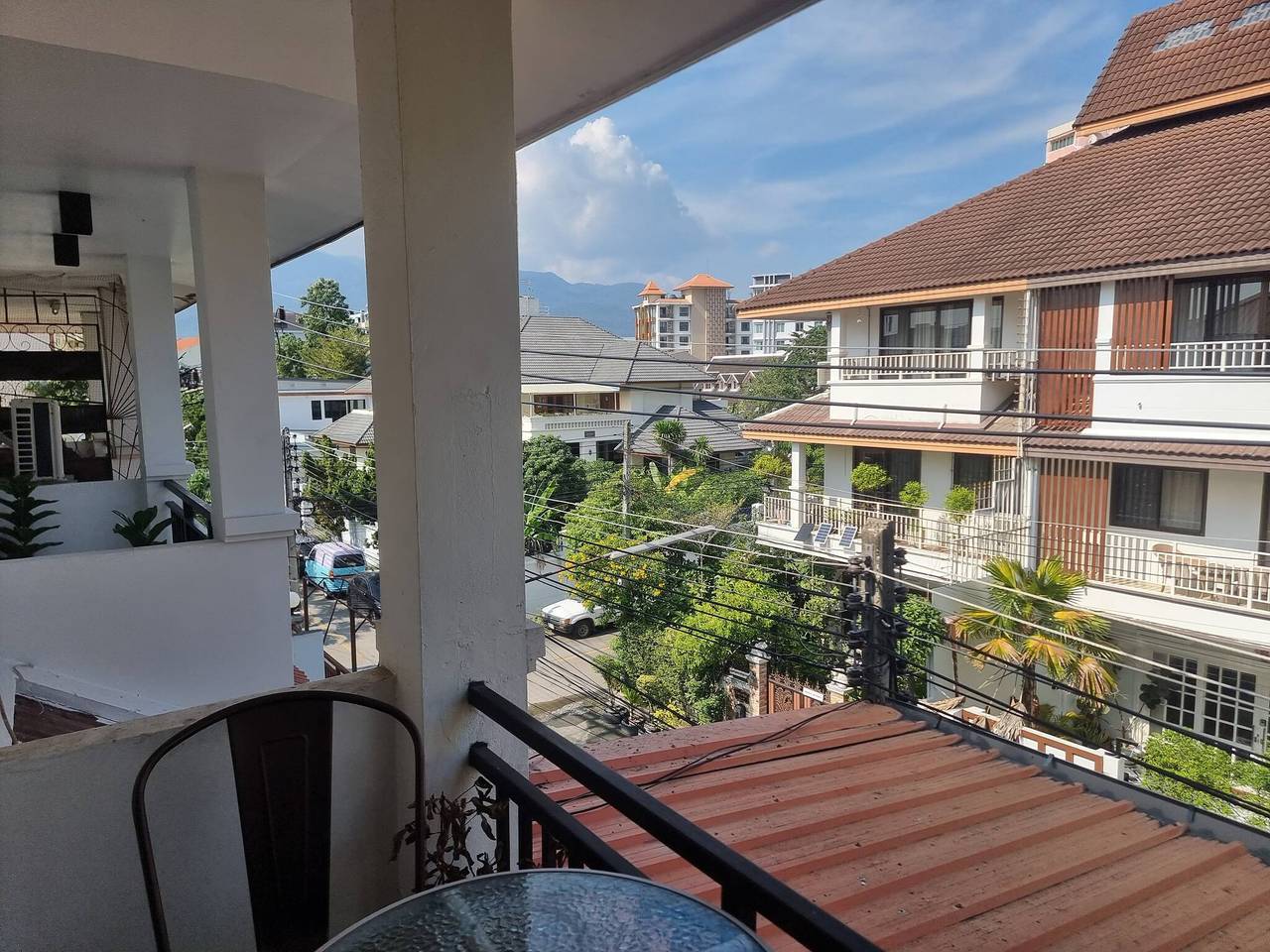 Estudio entero, Creativitea2 Purificador de aire Pet-ok mtn vista balcón in Chiang Mai, Tailandia