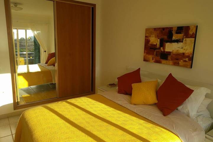Apartamento inteiro, Lovely 2 Bed Apartment em um pequeno condomínio com piscina in Santa Maria, São Gonçalo de Lagos