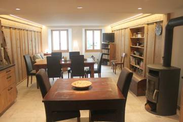 Gîte pour 8 personnes, avec vue à Bourg-Saint-Pierre