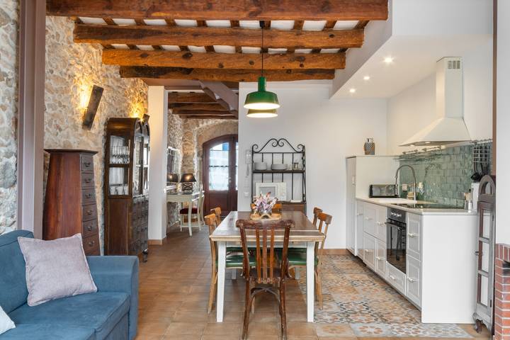 Location de vacances pour 8 personnes, avec Terrasse et Jardin à Sant Pere de Ribes - 2