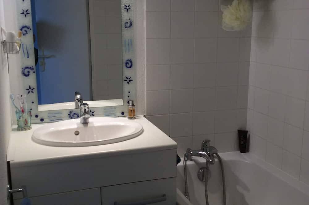 Appartement entier, Les pieds dans l’eau,,, in Lège-Cap-Ferret, Région d'Arcachon