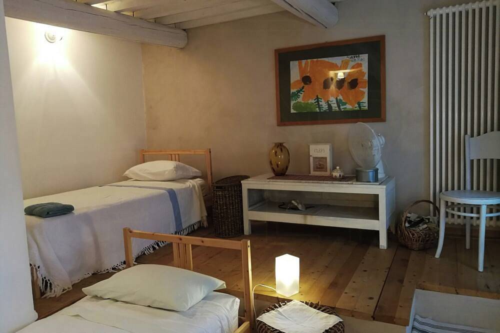 Agroturismo sostenible en la campiña toscana in Prato, Provincia de Prato
