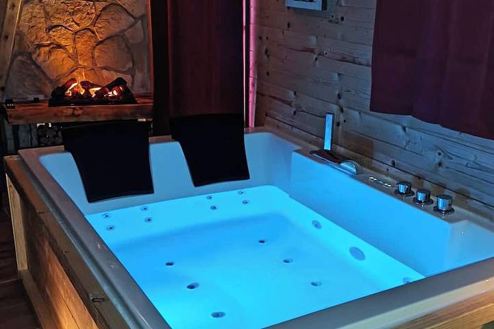 Ferienwohnung für 2 Personen, mit Whirlpool und Sauna sowie Terrasse - 1