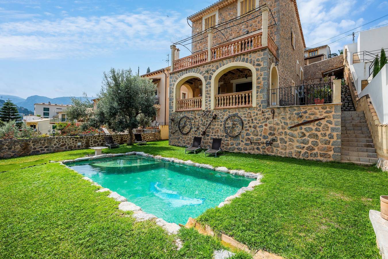 Entire apartment, Port de Sóller apartment with swimming pool, a/c and garden. in Port de Sóller, Sóller
