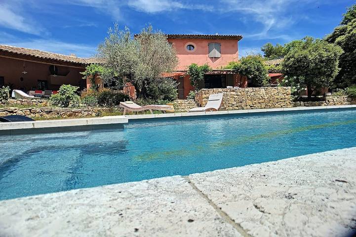 Villa pour 8 personnes, avec Terrasse et Jardin à Venelles