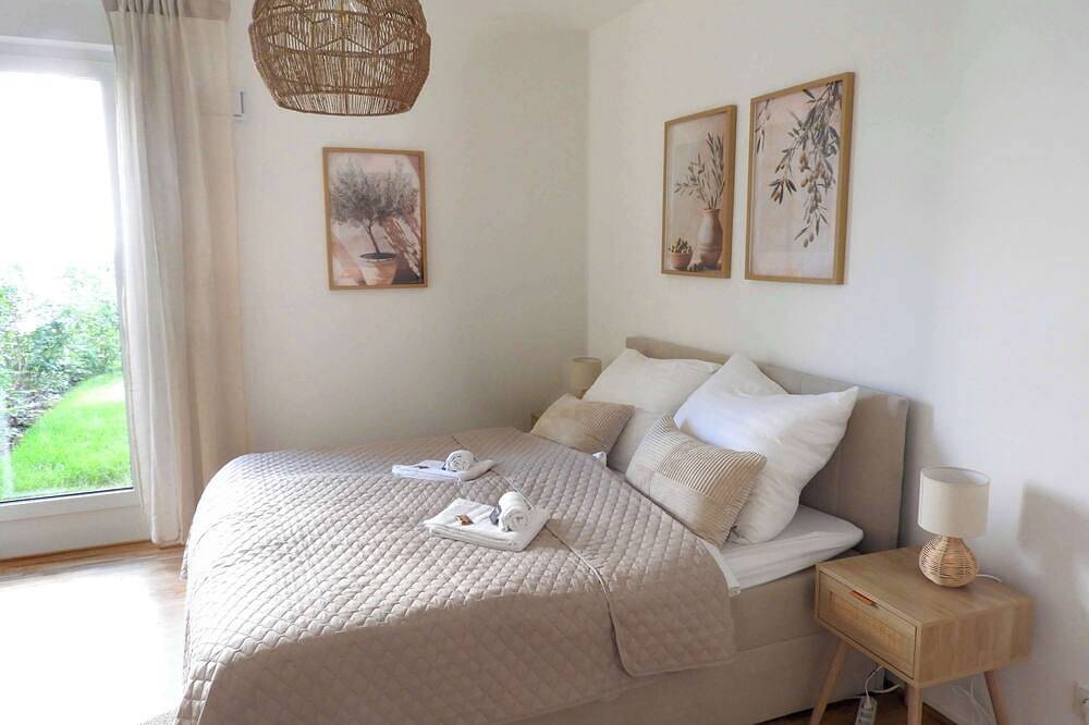 Ganze Wohnung, Luxuriöses 4-Zimmer-Apt im Boho-Stil I Top-Lage I Familienfreundlich I Terrasse I Großer Garten I Küche I Netflix I Kostenloser Parkplatz I 105 m2 in Eltville, Eltville am Rhein