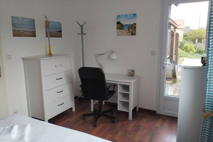 Location de vacances pour 9 personnes, avec Terrasse et Jardin à Saint-Laurent-sur-Mer - 4