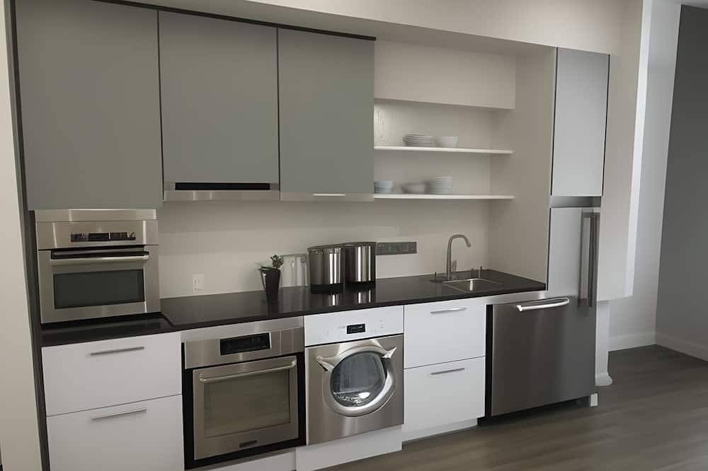 Geheel appartement, Central 2-Bed Apartment Steps from Temple Bar – Walk to Pubs & Restaurants! in Temple Bar, Dublin