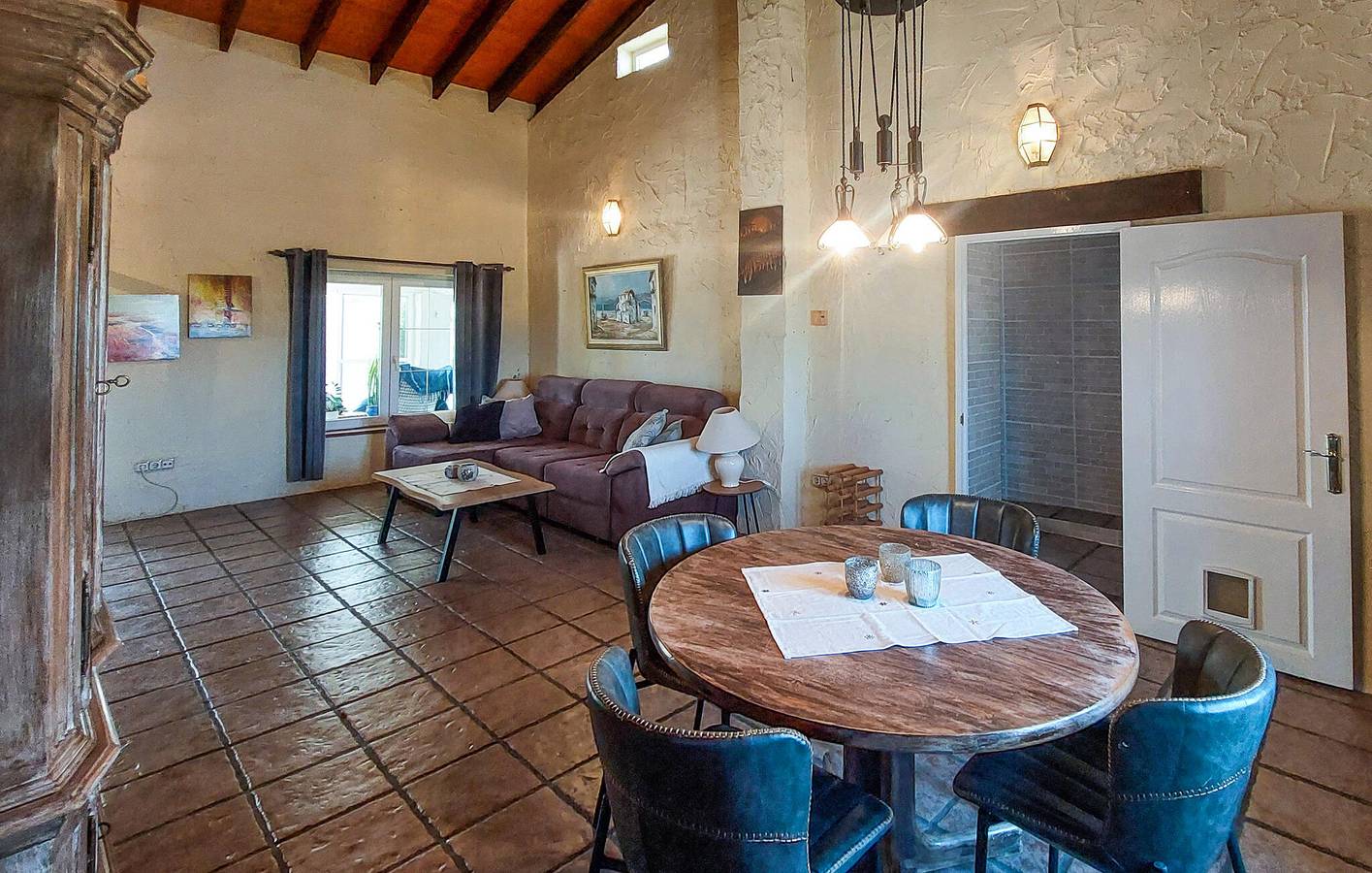 Geräumige 2-Zimmer-Wohnung mit Pool in der Nähe des Stadtzentrums von Dolores in Dolores, Costa Blanca