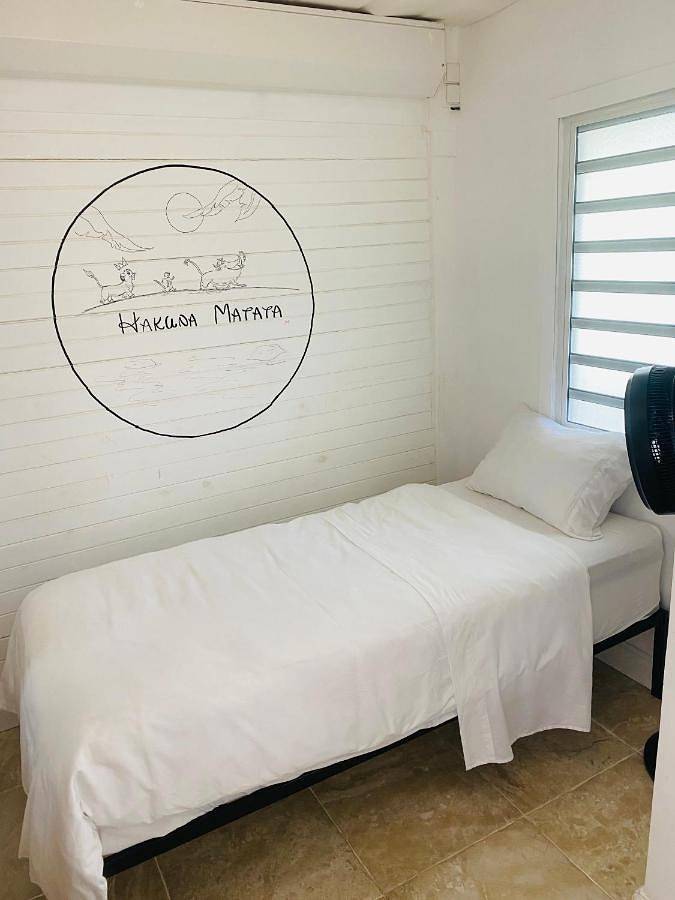 Gîte pour 3 personnes, avec vue ainsi que jardin et piscine dans Nettlé Bay - 4