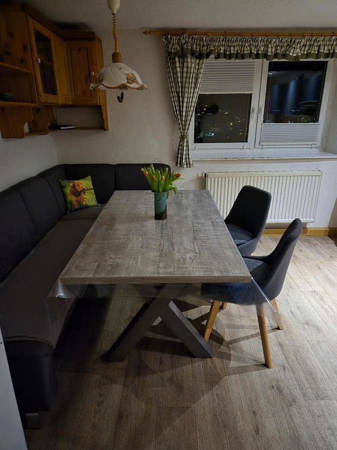 Ferienwohnung für 8 Personen, mit Garten und Ausblick in Bärenstein - 2
