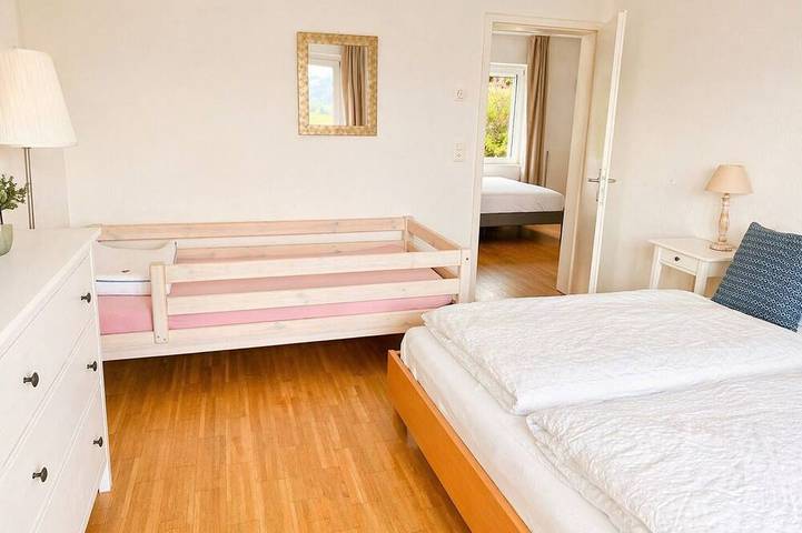 Familienfreundliche Ferienwohnung mit Seesicht in Meggen in Meggen, Vierwaldstättersee