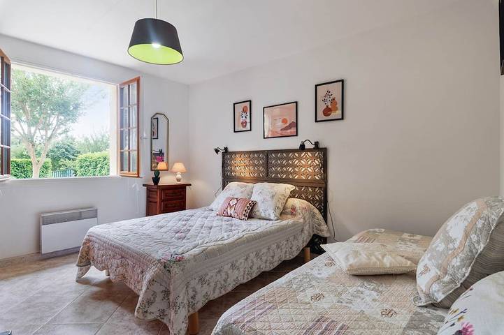 Location de vacances pour 8 personnes à La Douze - 2