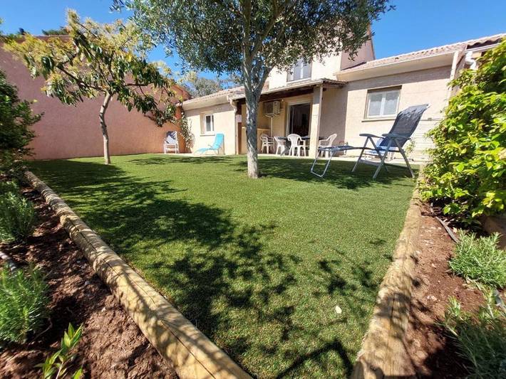 Location de vacances pour 6 personnes, avec Jardin ainsi que Piscine et Vue dans Plage De Prunete - 3