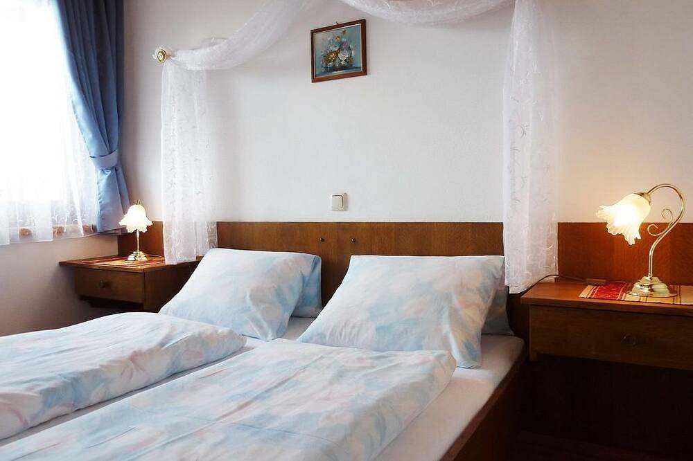 Entire apartment, Apartment / 1 bedroom / shower, Wc - Silvia, house in Werfenweng, Ski Amadé