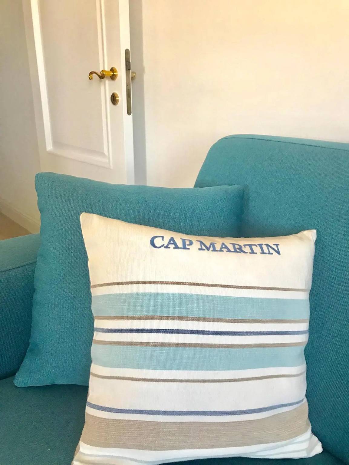 Apartamento entero, Apartamento 'Blue Sea Two Apartments' con terraza compartida, Wi-Fi y aire acondicionado in Castellammare di Stabia, Provincia de Nápoles