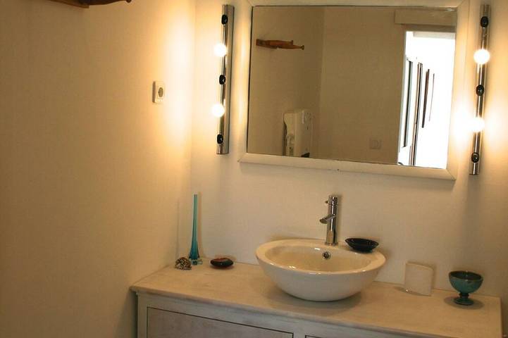 Gîte pour 4 personnes, avec terrasse et jardin à Méounes-lès-Montrieux - 4