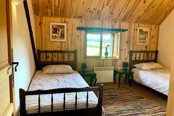 Gîte pour 8 Personnes dans Viersat, Région d'Aubussargues, Photo 4