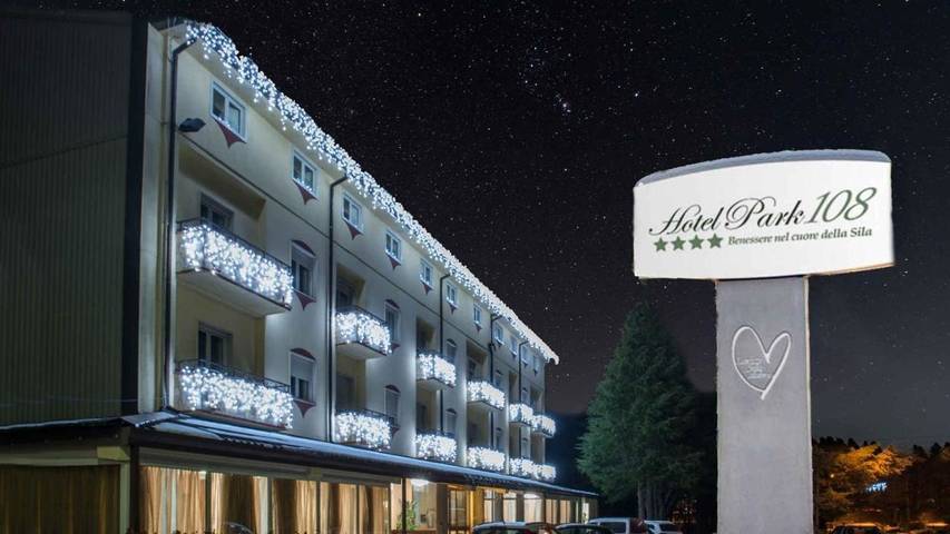 Hôtel pour 2 personnes, avec sauna ainsi que jacuzzi et jardin à San Giovanni in Fiore - 4