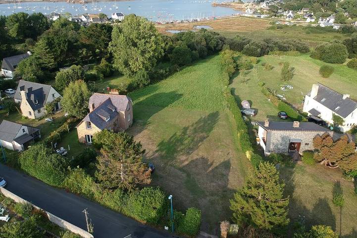 Location de vacances pour 10 personnes, avec jardin dans Plage des Dunes (Penvénan)