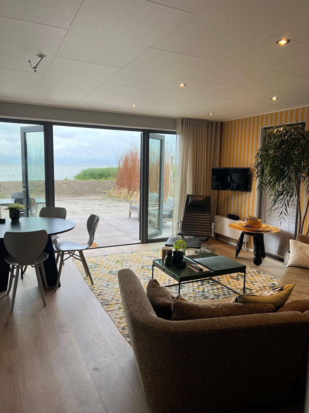 Beachhouse „Sinne“ – Exklusives Ferienhaus direkt am Ijsselmeer in Enkhuizen, Ijsselmeer