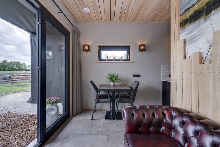 Vakantiewoning voor 2 personen, met Terras en Tuin in Alphen aan den Rijn Gemeente