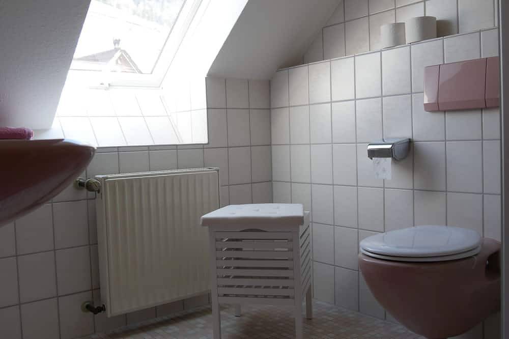 Ganze Wohnung, Ferienwohnung mit 63qm, Balkon, max. 3 Personen in Glottertal, Südschwarzwald