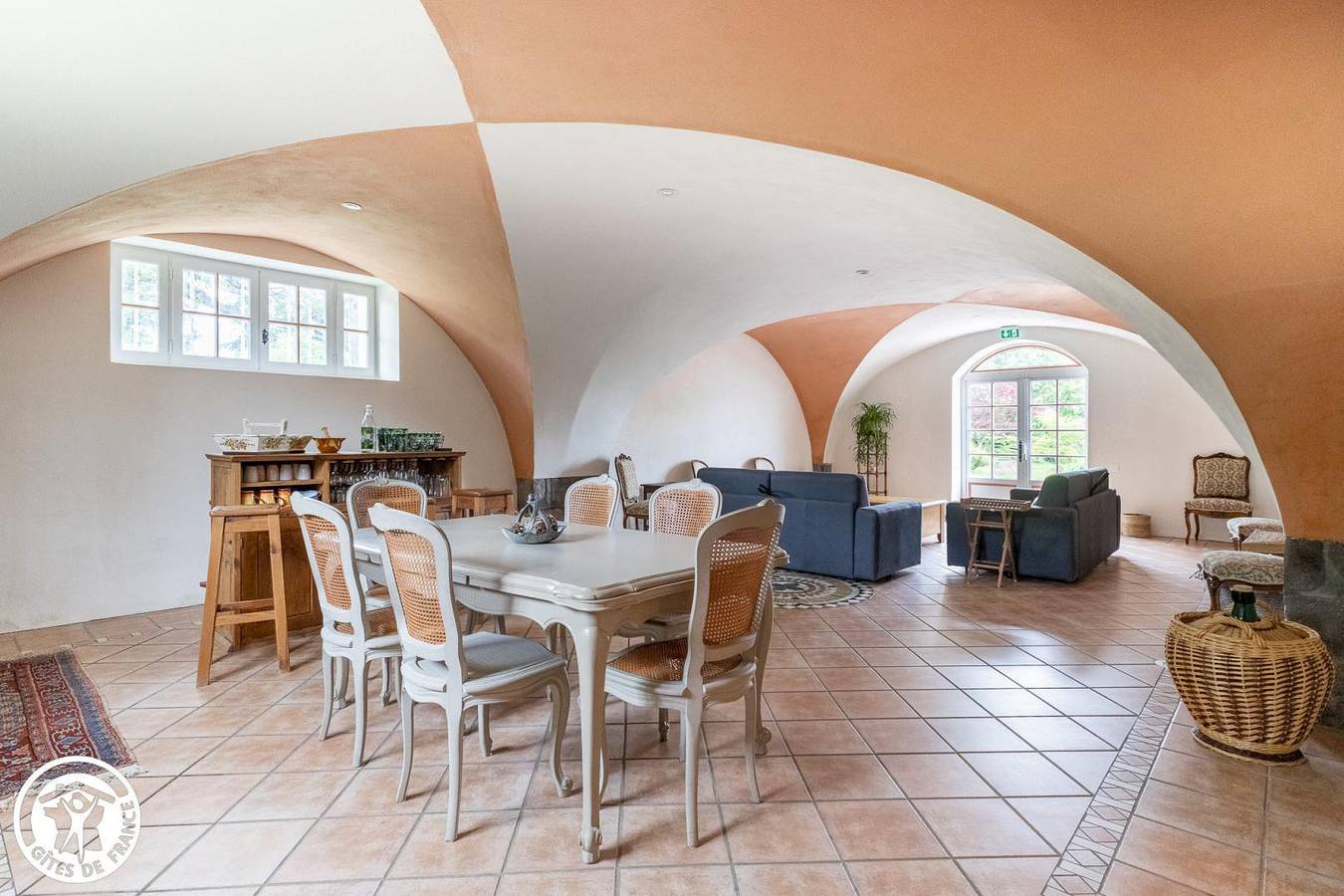 Château de Féligonde in Sayat, Parque Natural Regional Volcans d'Auvergne