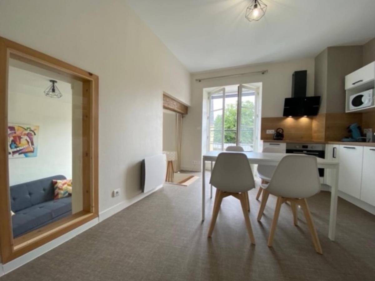 Appartement entier, École 102 in La Flèche, Sarthe